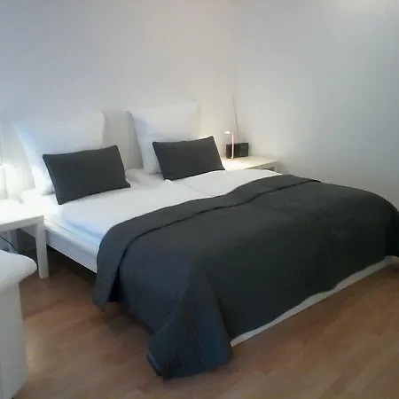 Mitten In Der Innenstadt, Genial! Leipzig